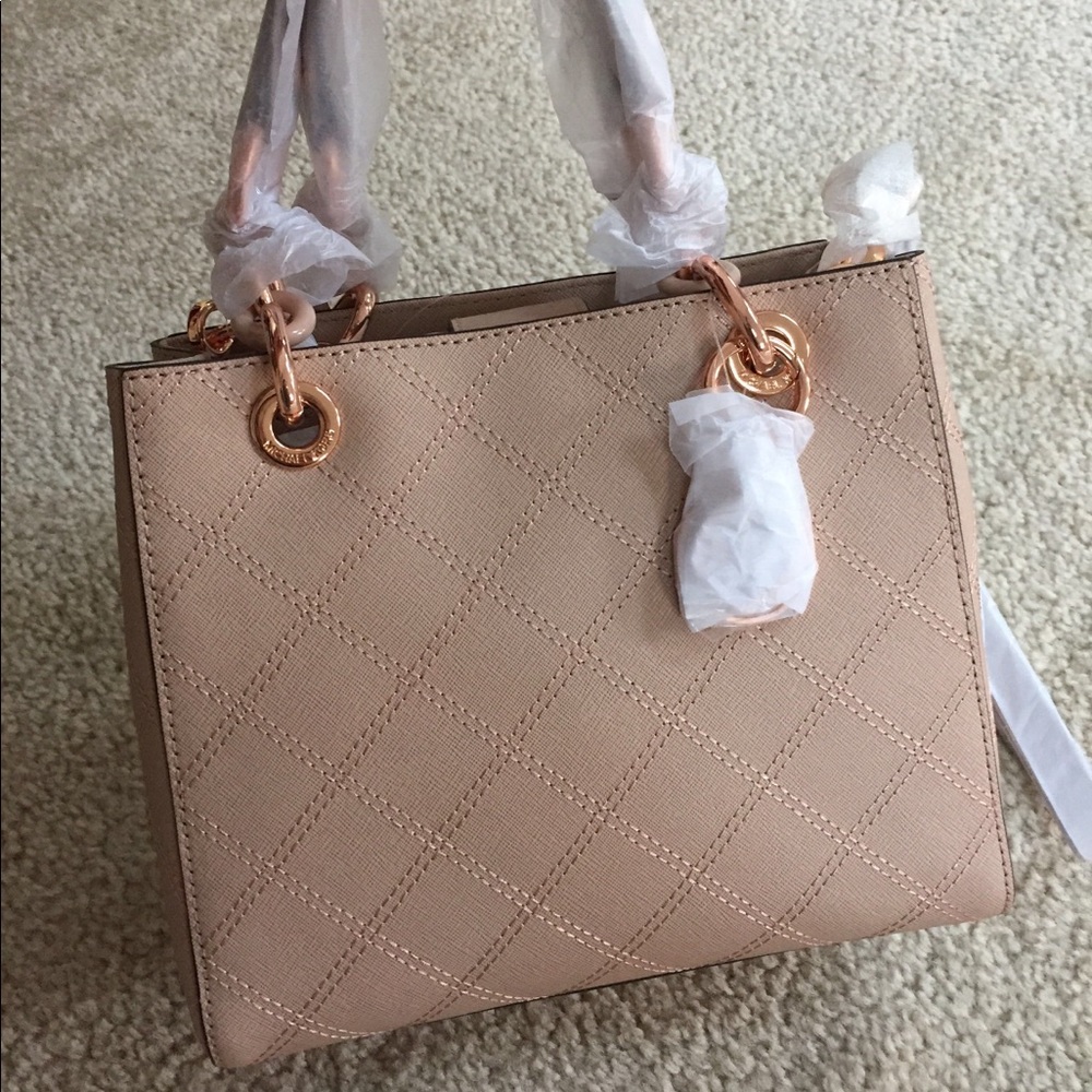NWT Michael Kors Cynthia Satchel in Blush